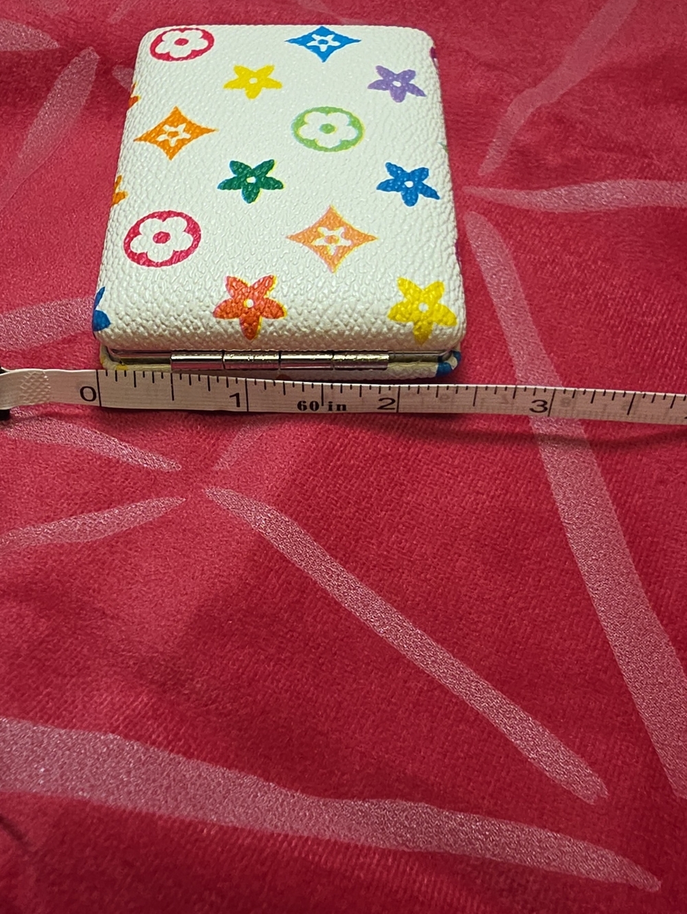 Multicolor Monogram Pattern Compact Mirror - Picture 6 of 9
